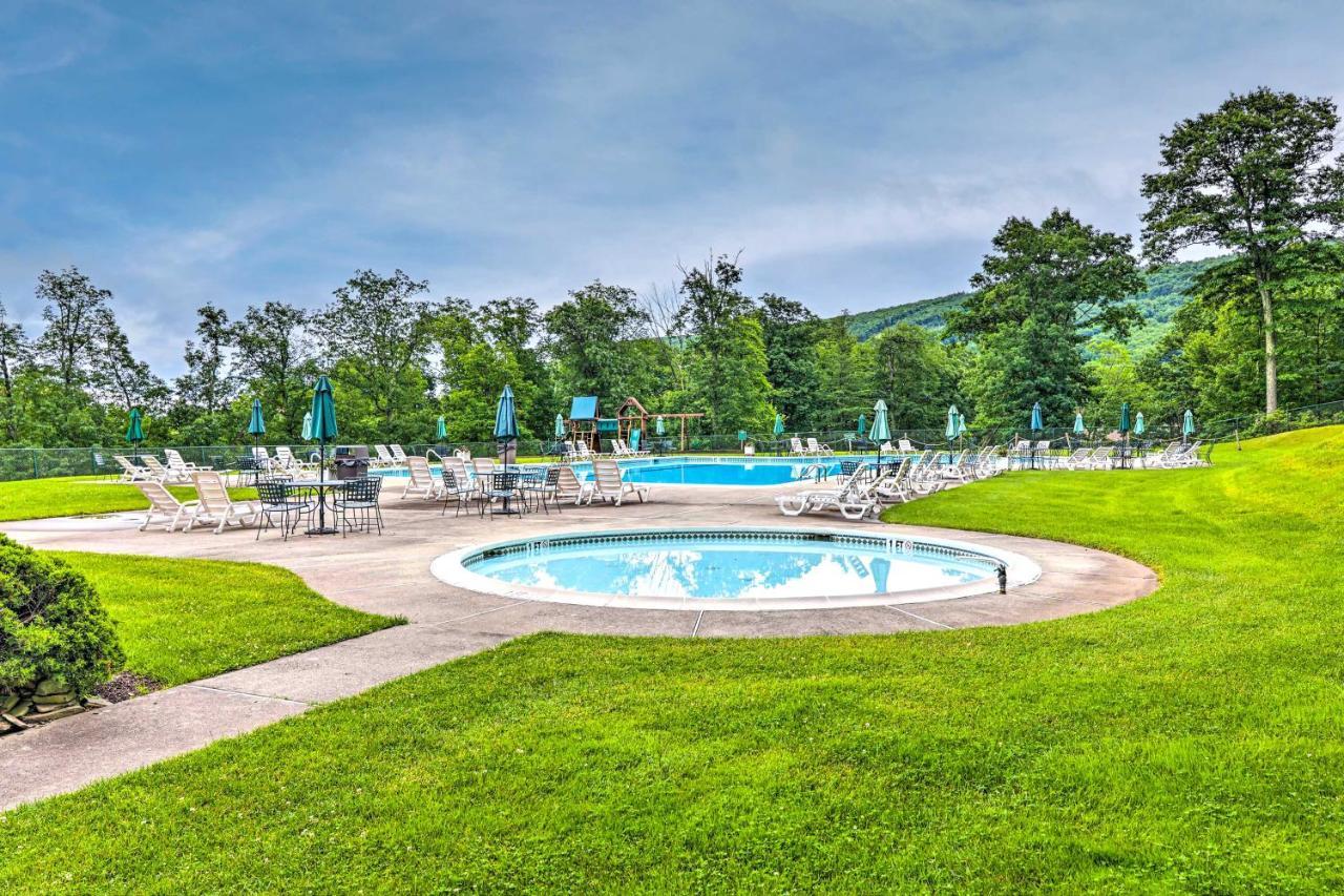 Pocono Retreat, 1 Mi To State Park And Ski Access! Tannersville Exterior foto